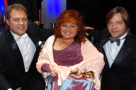 З народними артистами України Олексієм Богдановичем та Василем Ілащуком